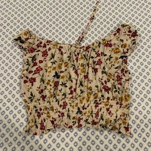American eagle over the shoulder floral blouse cropped